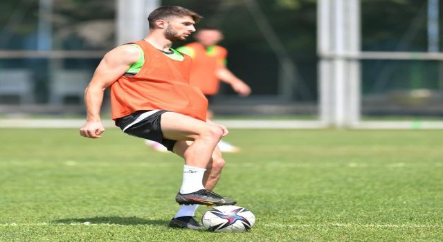 Bursaspor Altınordu'ya bileniyor