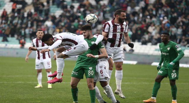 Bursaspor hem içerde hem dışarda kayıp!