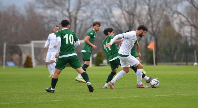 Bursaspor, U19 takımı ile maç yaptı, Namiq Alasgarov iki golle yıldızlaştı