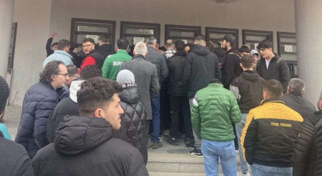 Bursa’da kuyruk oluşturan maç! Biletler kapış kapış…