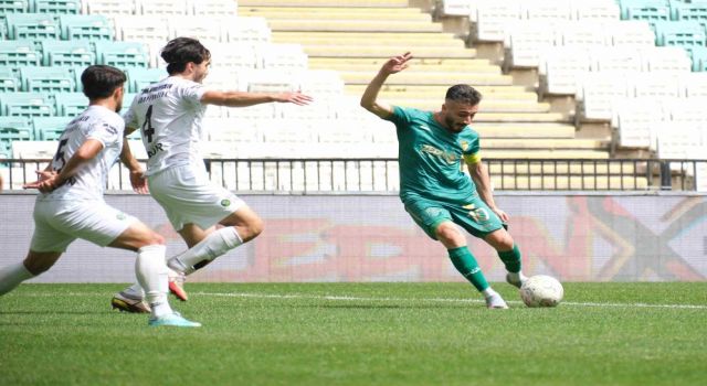 Tam 8 gol... Bursaspor düellodan galip çıkamadı!