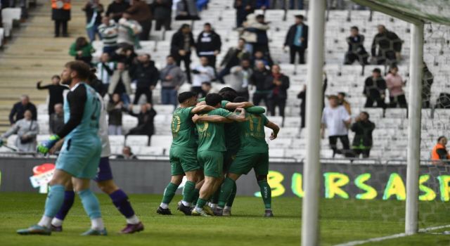 Bursaspor tarihinde bir ilk! Sosyal medyadan çağrı yaptılar!