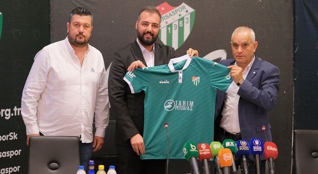 Bursaspor’un forma göğüs sponsoru Tarım ve Peyzaj A.Ş oldu