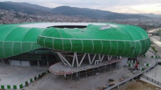 Bursaspor stadyumun altındaki dükkanları kiralama kararı aldı