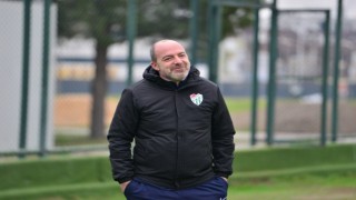 Bursaspor Kulübü, Sportif Direktör Deniz Kolgu ile yollarını ayırdığını resmen açıkladı.