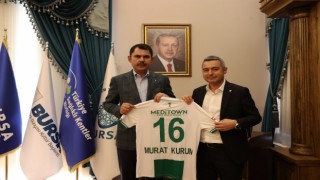 Bursaspor Başkanı Ömer Furkan Banaz, Bakan Murat Kurum’la bir araya geldi