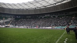 Bursaspor taraftar grubu Teksas'tan, Başkan Recep Günay’a istifa çağrısı!