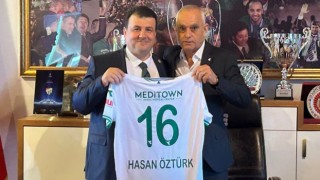 Milletvekili Hasan Öztürk, Bursaspor’a 50 bin TL bağışta bulundu