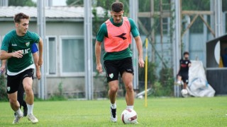 Bursaspor’da çalışmalar hız kesmiyor