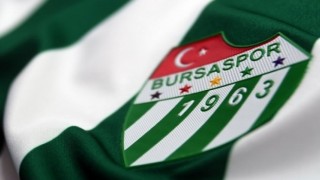 Bursaspor’da 6 futbolcu daha profesyonel oldu